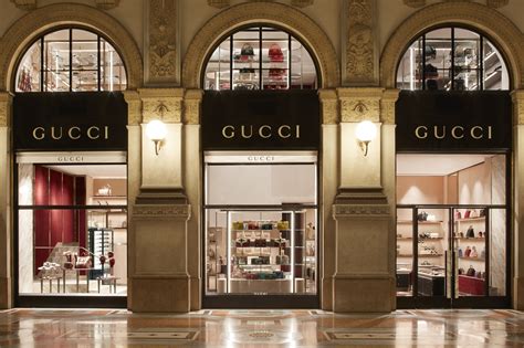 negozio gucci milano|boutique gucci milan.